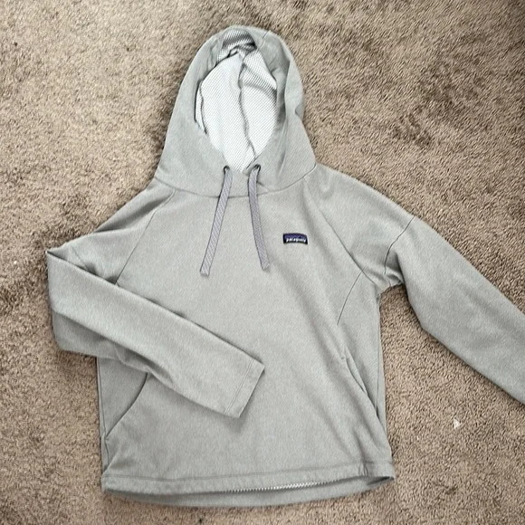 Patagonia Tops Patagonia Quiet Ride Hoody Poshmark